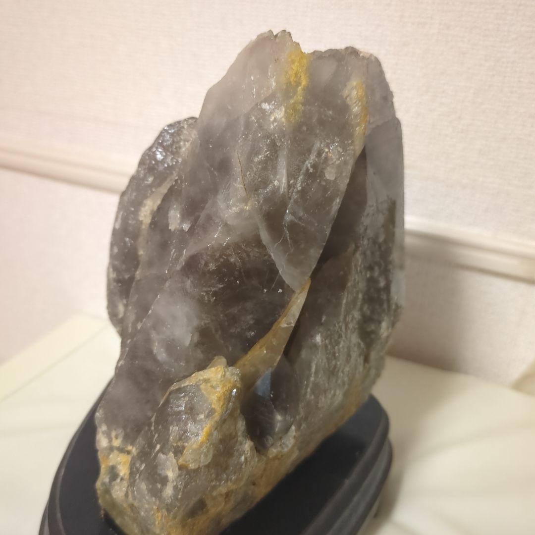 天然石雷水晶　ライジングストーン　置物 木製台座付き　最強