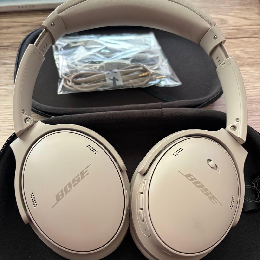 Bose QuietComfort Headphones 去年の12月購入