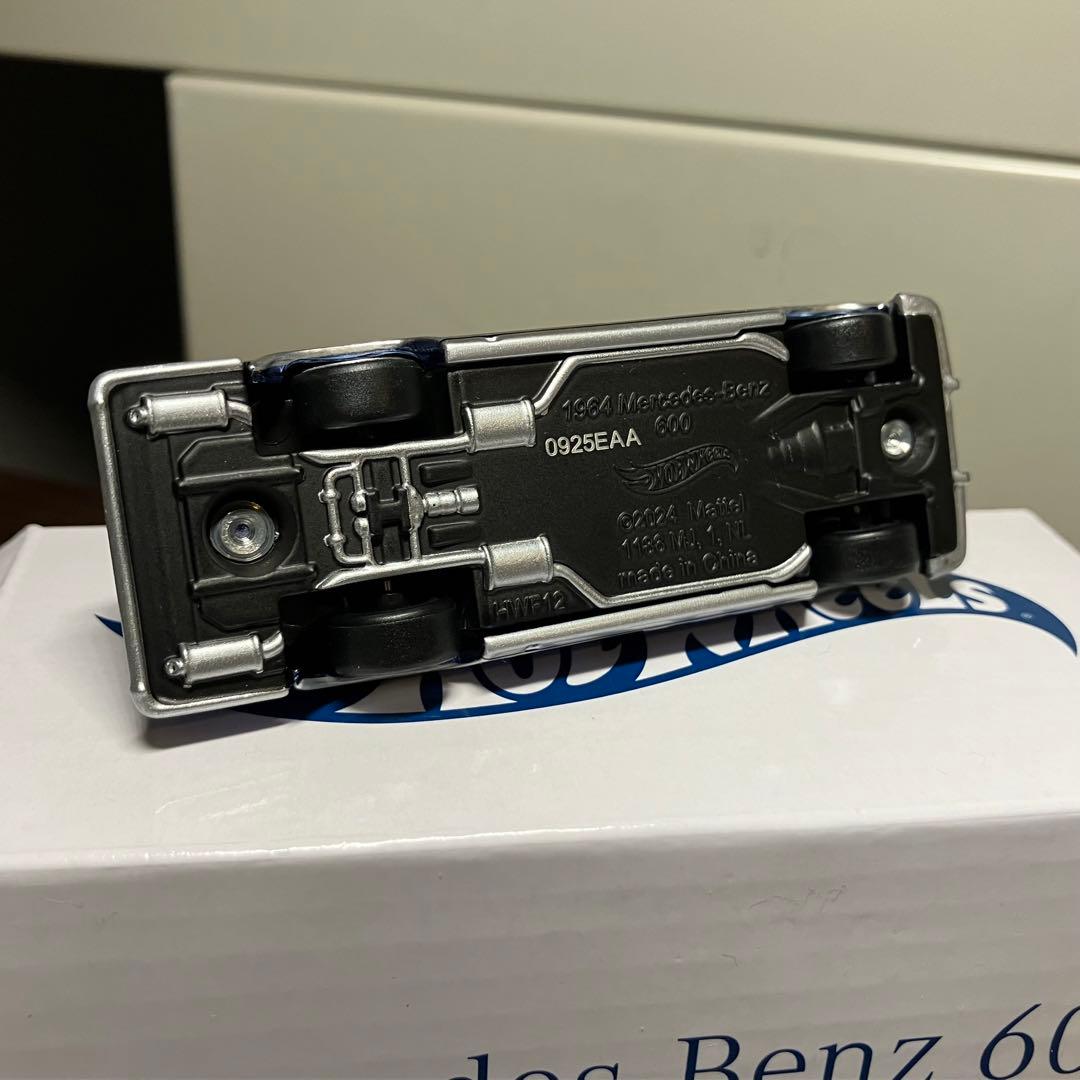 ホットウィール RLC メルセデス ベンツ 600 W100 4ドア