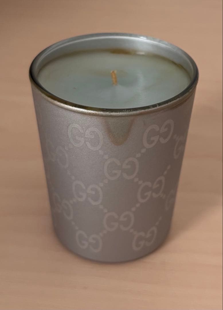 GUCCIのアロマキャンドル3個セット