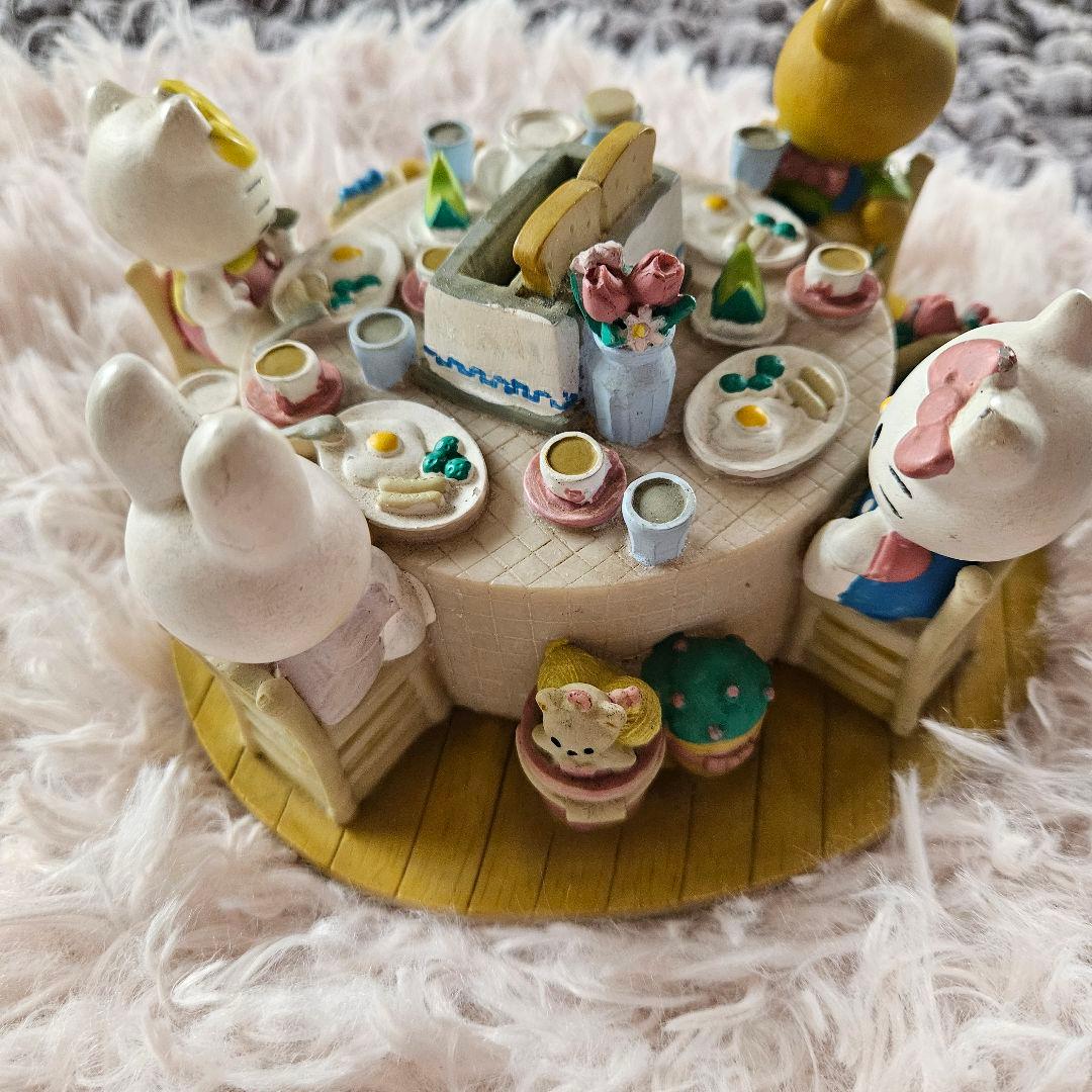 キティちゃん　陶器貯金箱　レトロ　置物