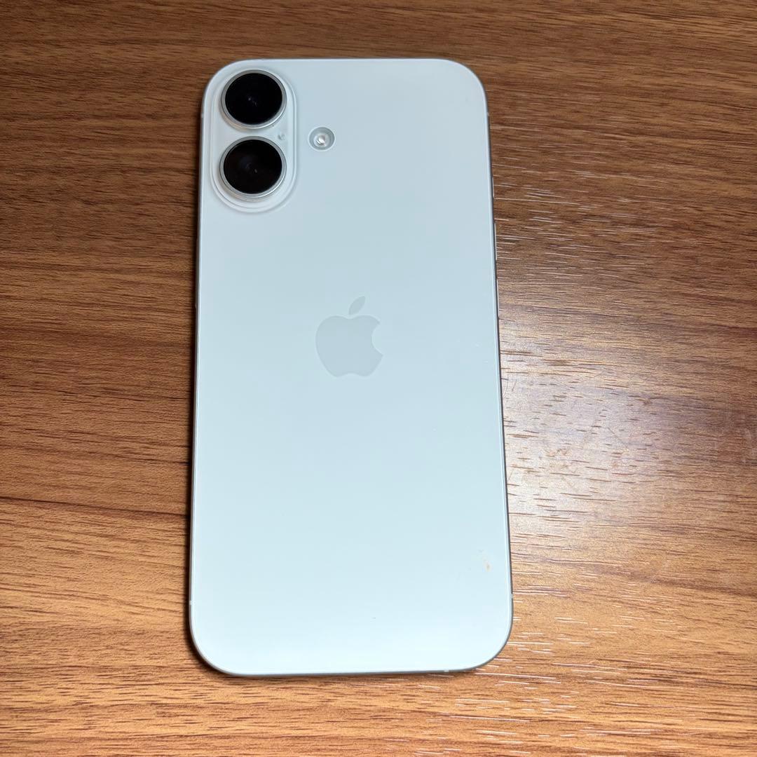 Apple iPhone 16 256GB ホワイト 本体　無印