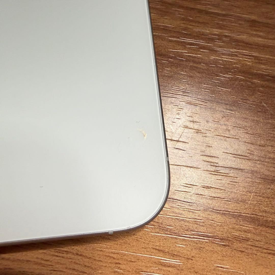 Apple iPhone 16 256GB ホワイト 本体　無印