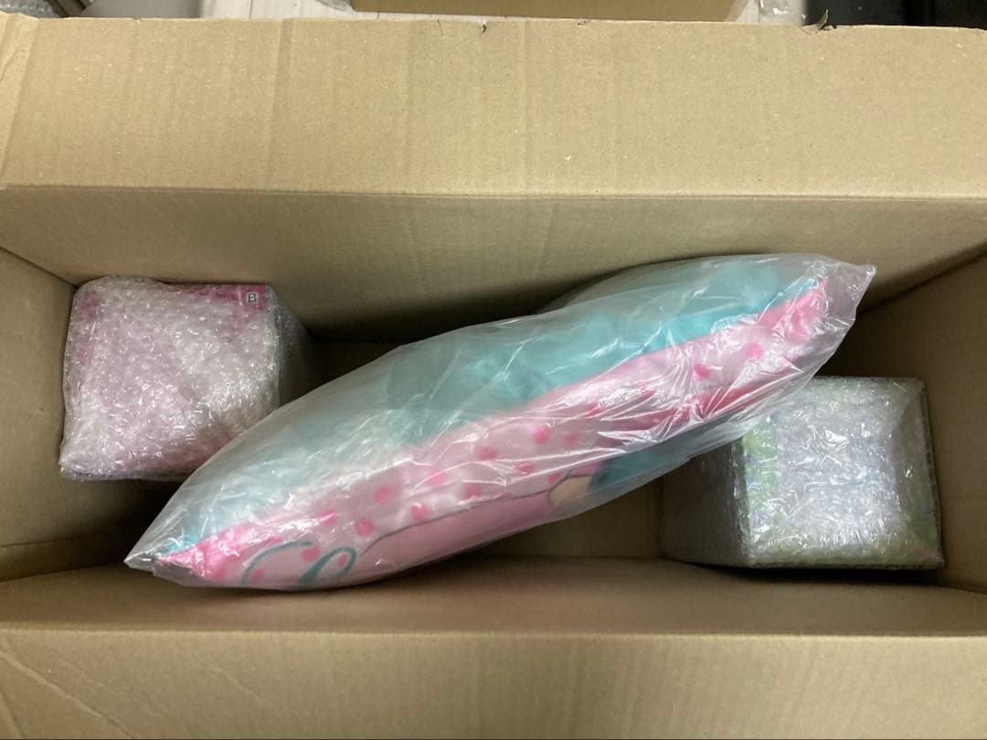 【新品未開封】うる星やつら　クッション　フィギュア　3個セット