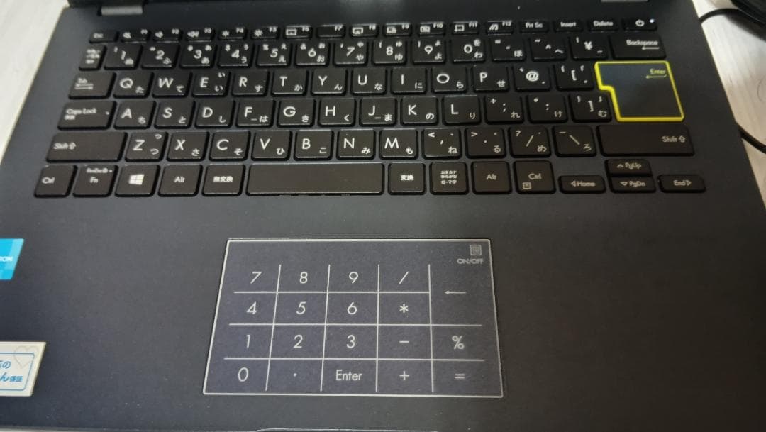 TRlK　Asus E410KA Celeron Office付き