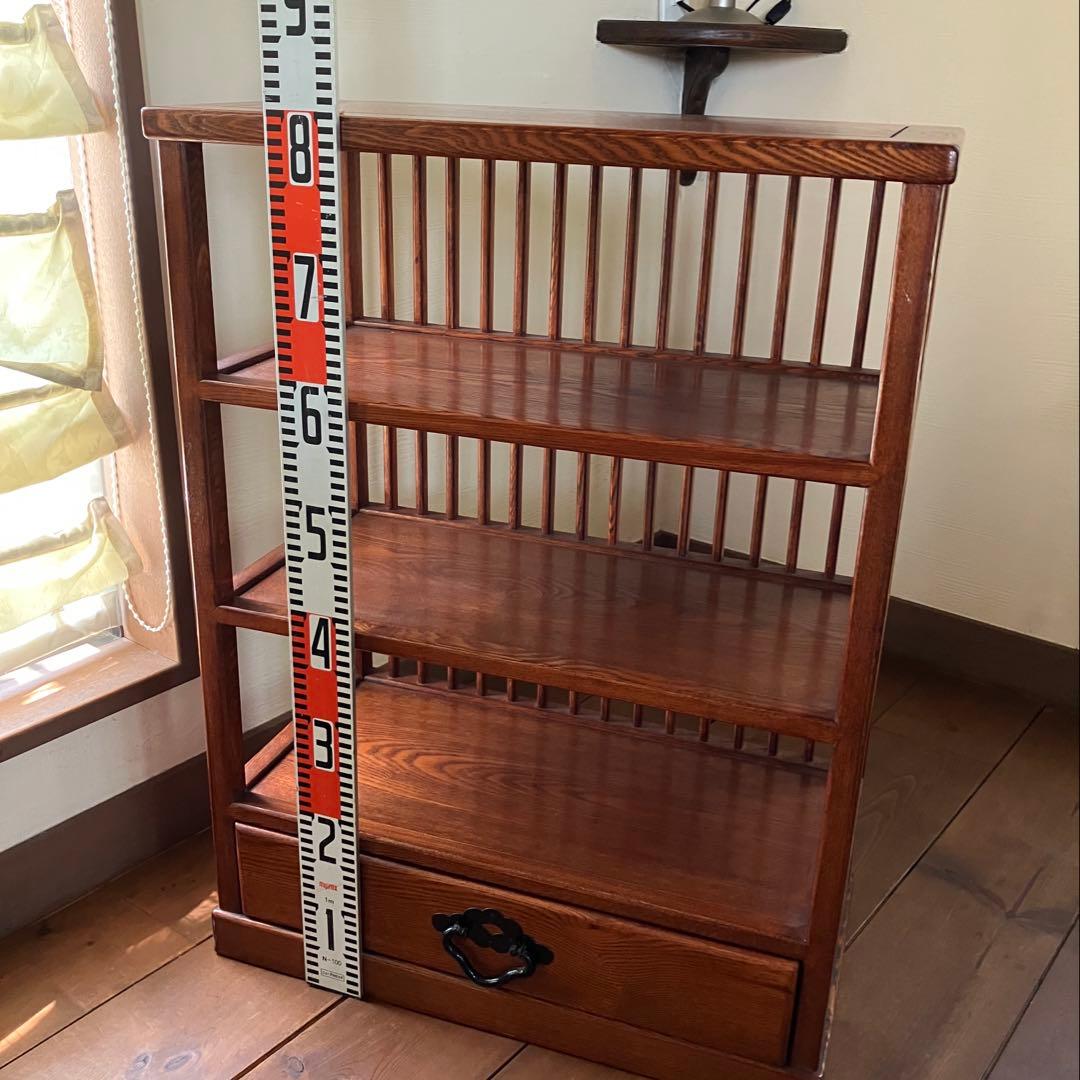 昭和レトロ 木製の丈夫な棚 オシャレなデザイン 広い引き出し付き 良いサイズ感