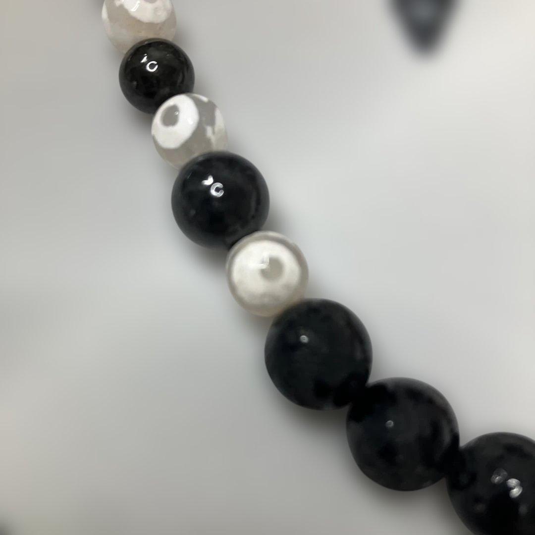 オニキスの龍彫りと三眼天珠の羽織紐