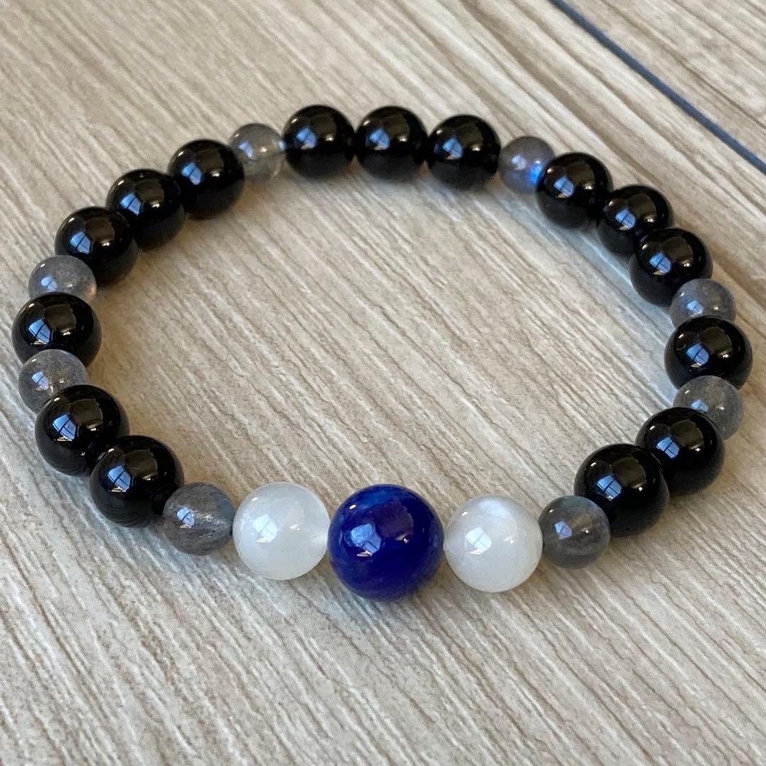 最強の魔除けに守られ女性の強さを引き出すパワーストーンブレスレット/カイヤナイト