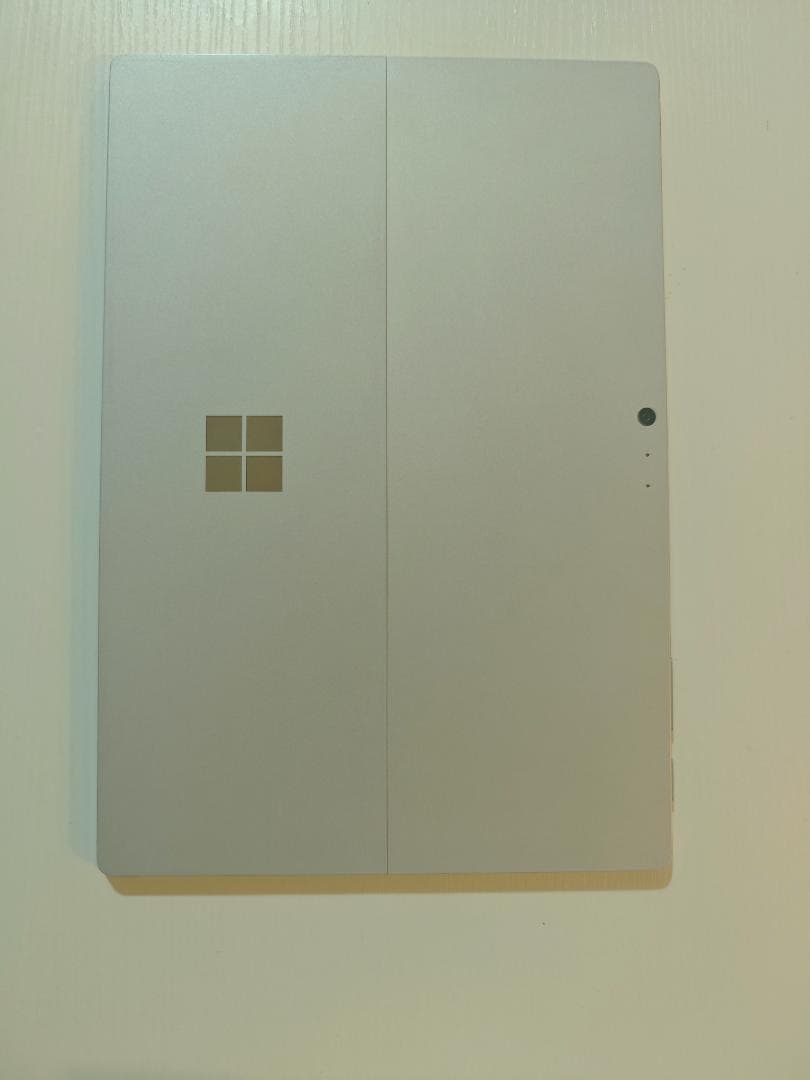 Microsoft Surface Pro 1796 (第5世代)
