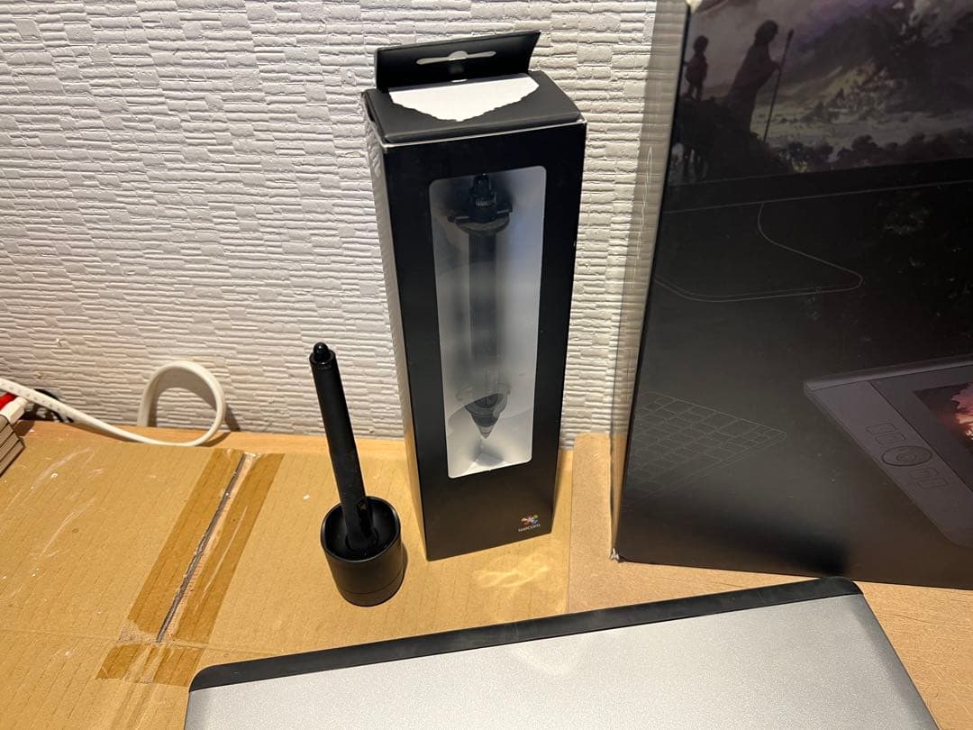 Wacom Cintiq13hd DTK-1300液晶タブレット動作確認済