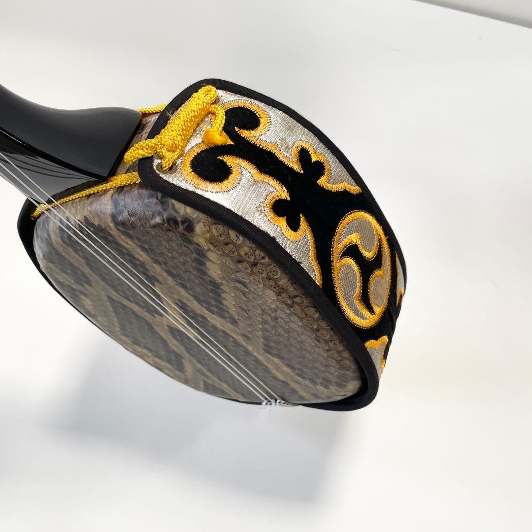 三線 ケース付き 人工蛇柄　現状品