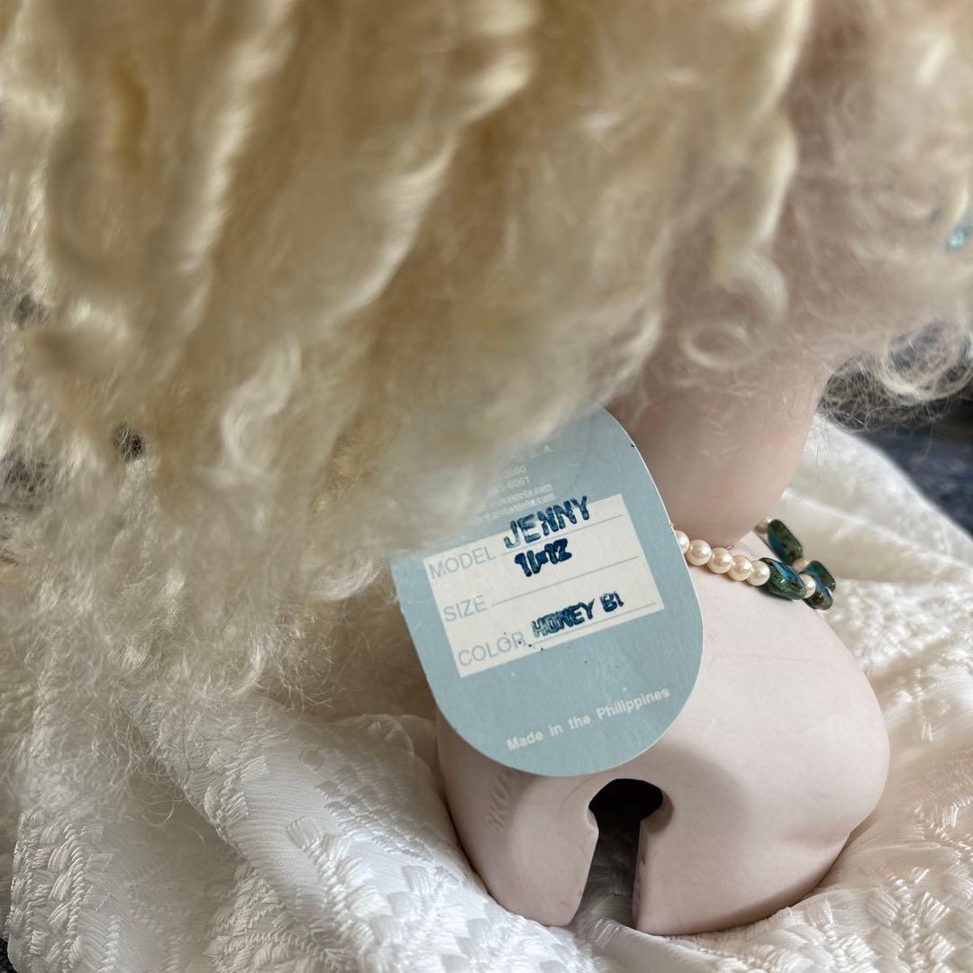 ビスクドール、ヘッド　ジュモー 赤のシューズ付き