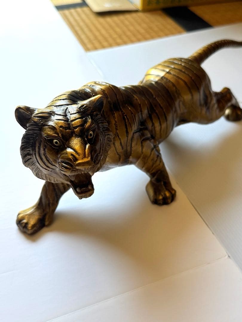 虎の置物　民芸品　銅鉄器　美術品　皇貴　定価32000円
