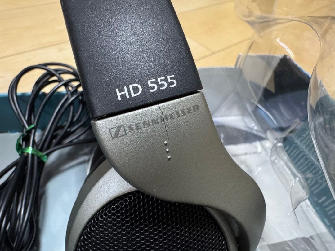 Sennheiser HD 555 有線ヘッドホン