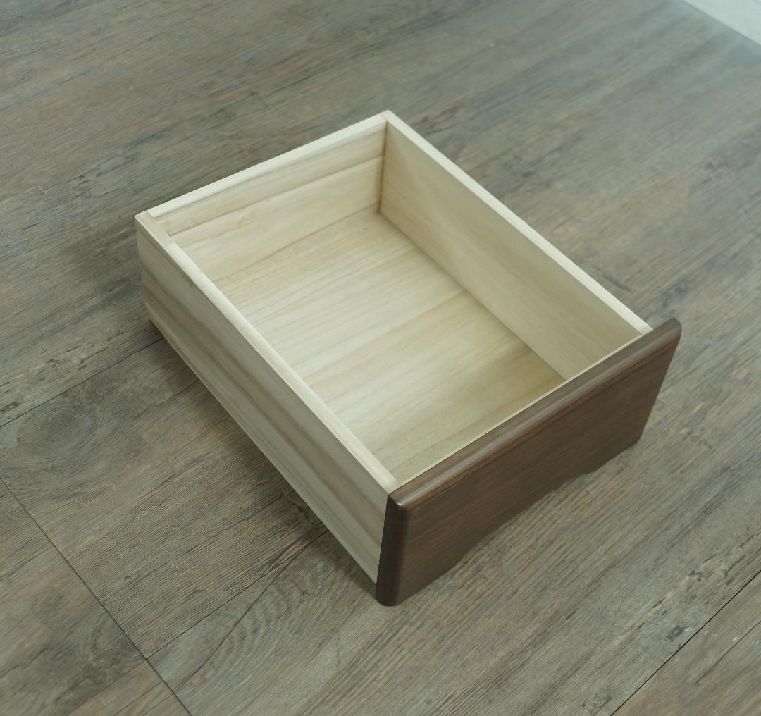 【新品】リビング にも置ける モダン な 仏壇 チェスト！ アウトレット