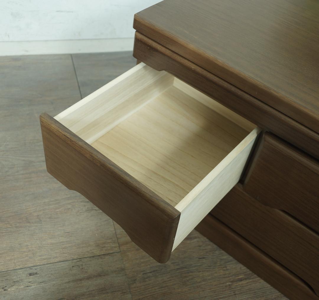 【新品】リビング にも置ける モダン な 仏壇 チェスト！ アウトレット