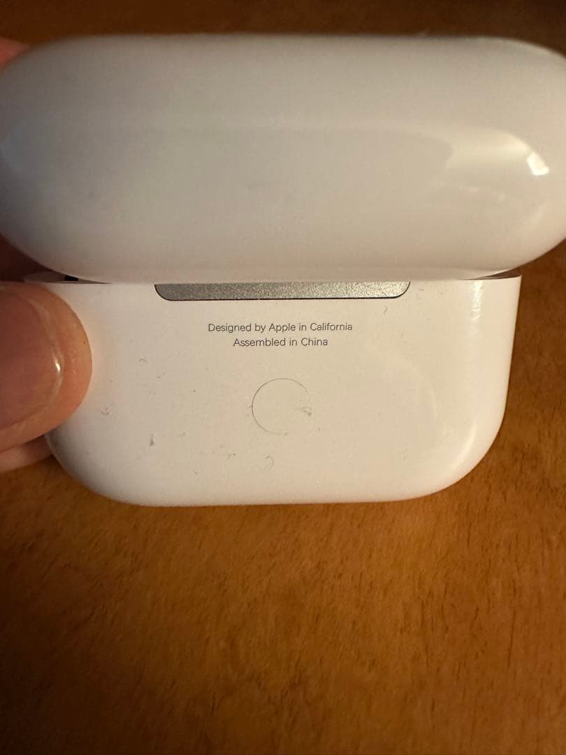 Apple AirPods PRO2本体 充電ケース付き ホワイト