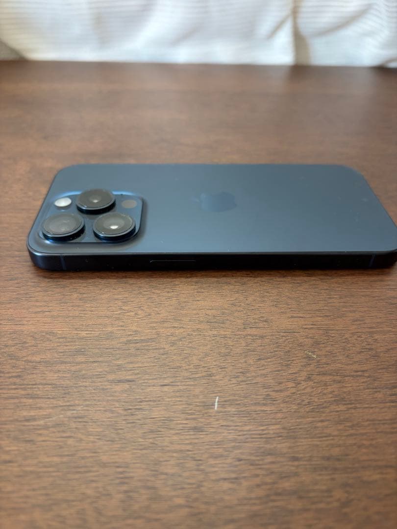 Apple iPhone 15 Pro 256G 本体 iFace ケース付き