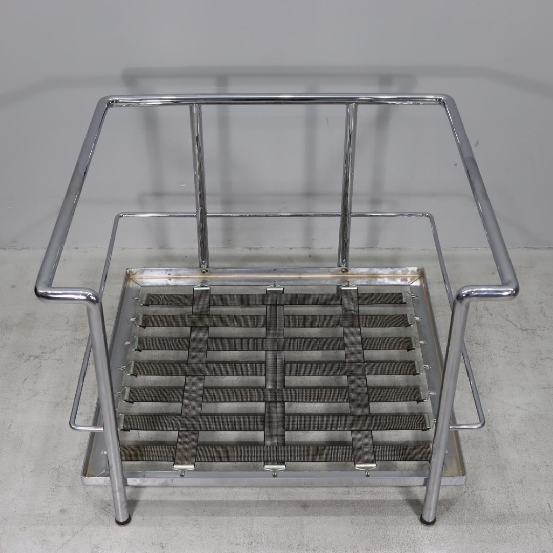 ラウンジチェア 合皮 革張り 黒 リプロダクト