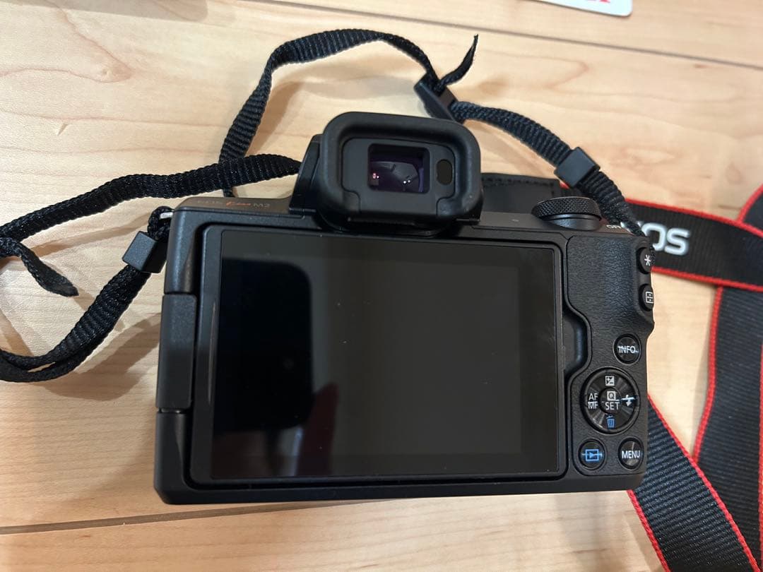 Canon キャノン EOS KISSM2 15-45mm STM