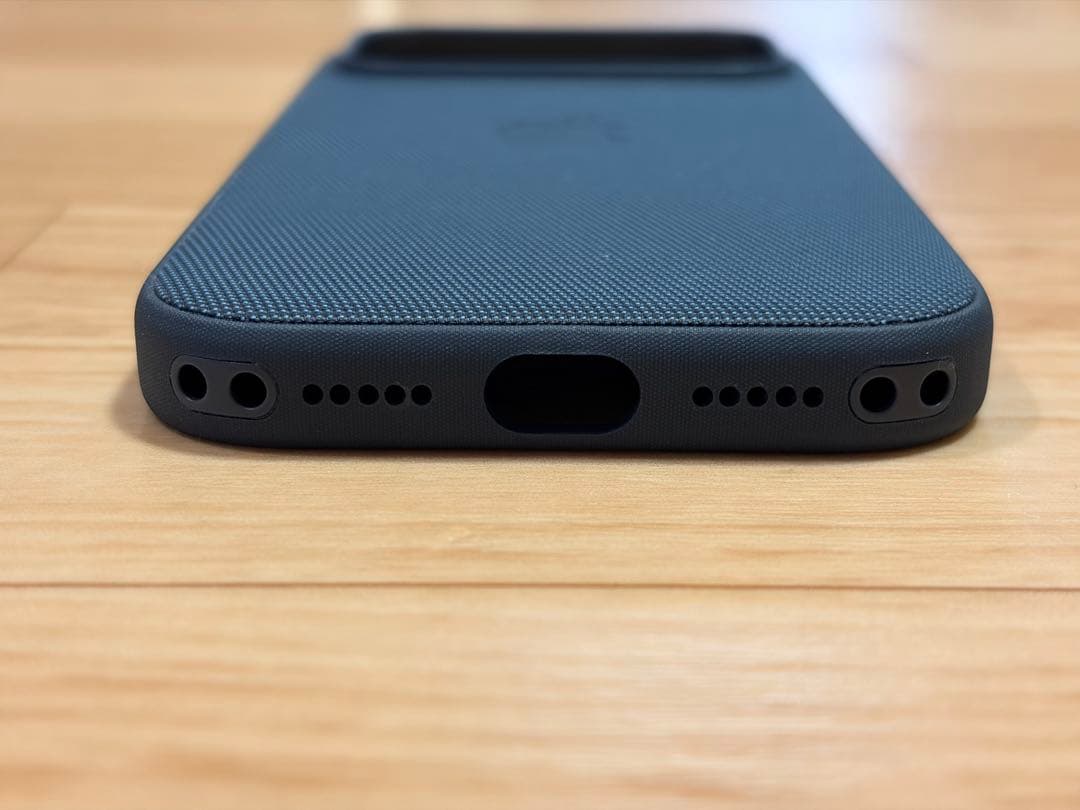 Apple純正 iPhone 17 Pro テックウーブンケース ブルー