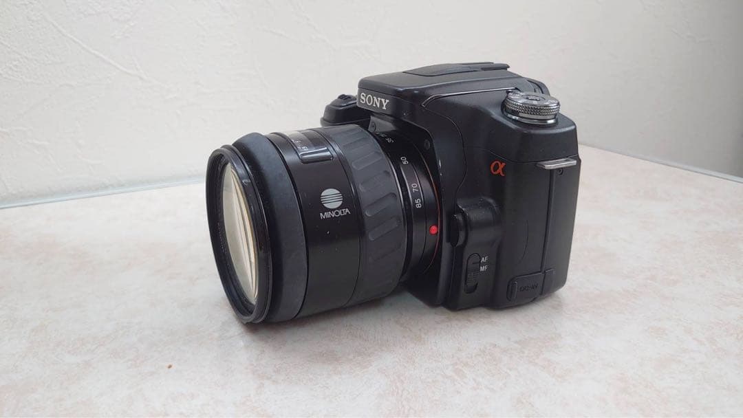 SONY α100 デジタルカメラ 本体とレンズ付き