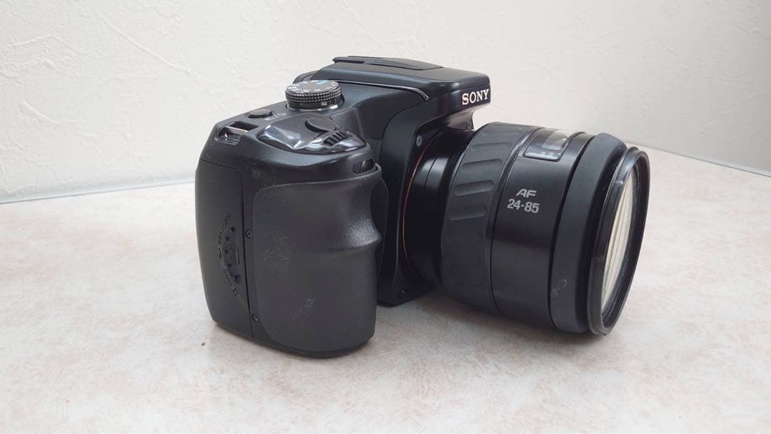 SONY α100 デジタルカメラ 本体とレンズ付き