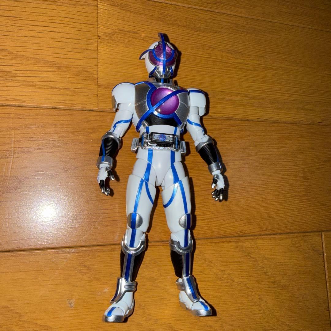 S.H.Figuarts 真骨彫製法　仮面ライダーサイガ