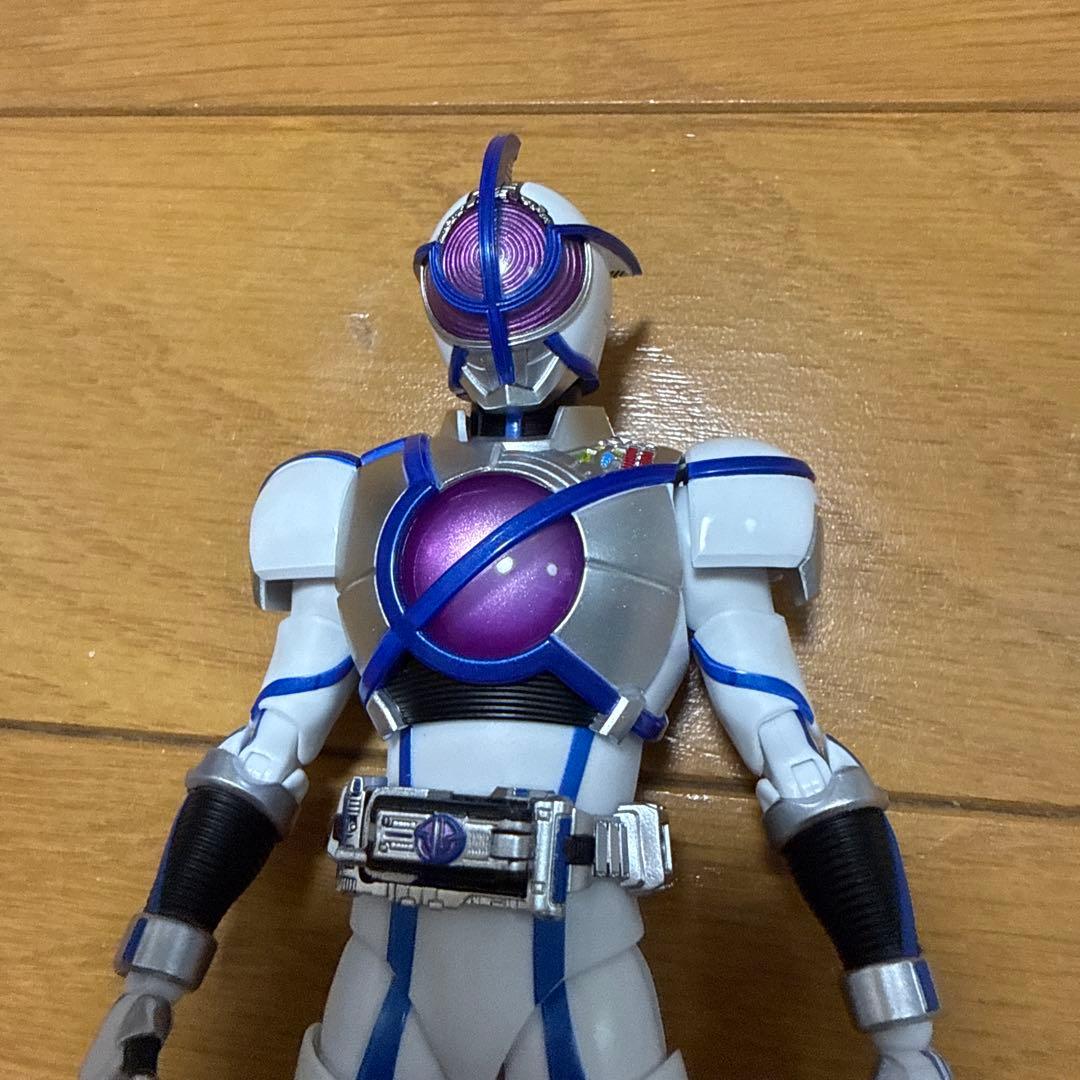 S.H.Figuarts 真骨彫製法　仮面ライダーサイガ