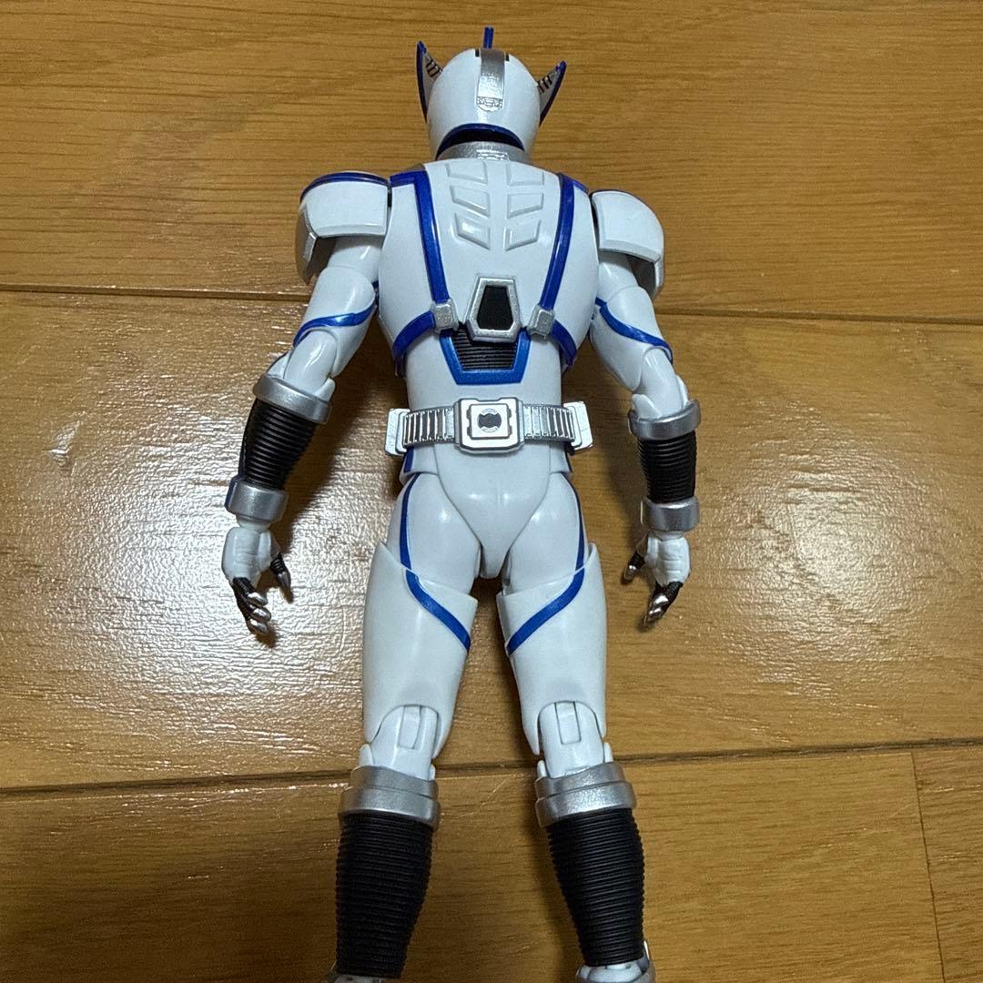 S.H.Figuarts 真骨彫製法　仮面ライダーサイガ