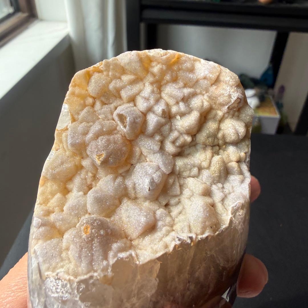 天然石シュガー瑪瑙の原石　置物　鉱物NO.022813