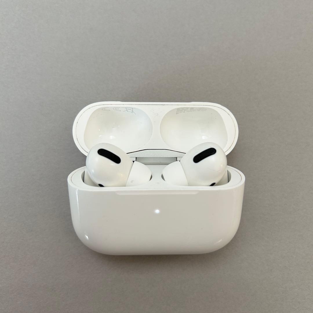 Apple AirPods Pro 第一世代　 充電ケース付き