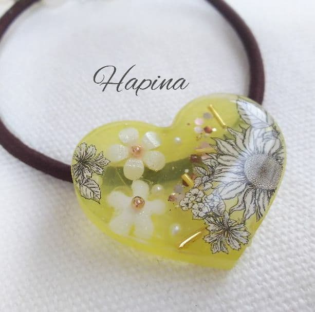 レモンイエロー大人デザインハートレジンヘアゴム