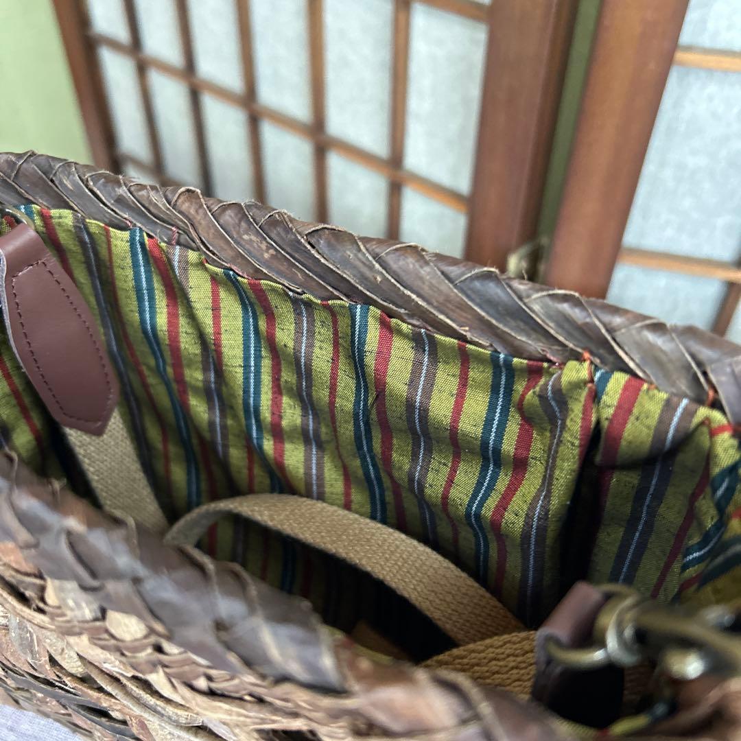国産胡桃　ショルダーバッグ 内布付き