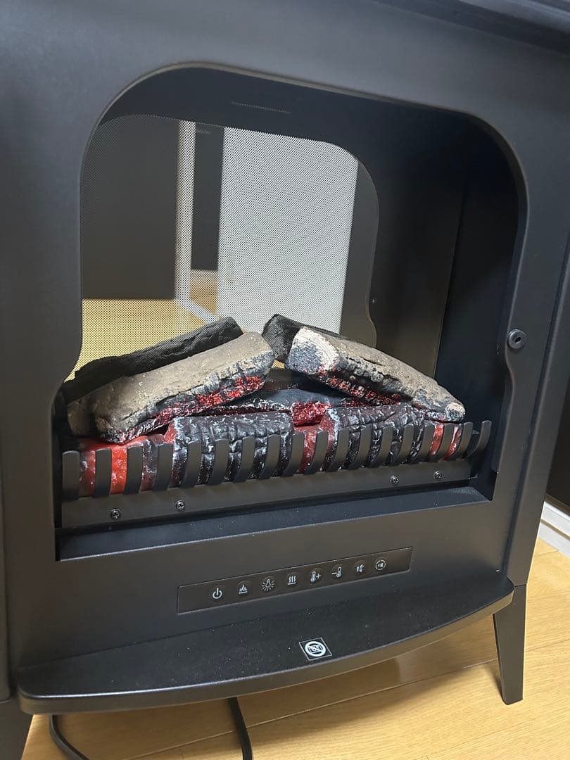 Lucia III 電気ヒーター 1200W ブラック