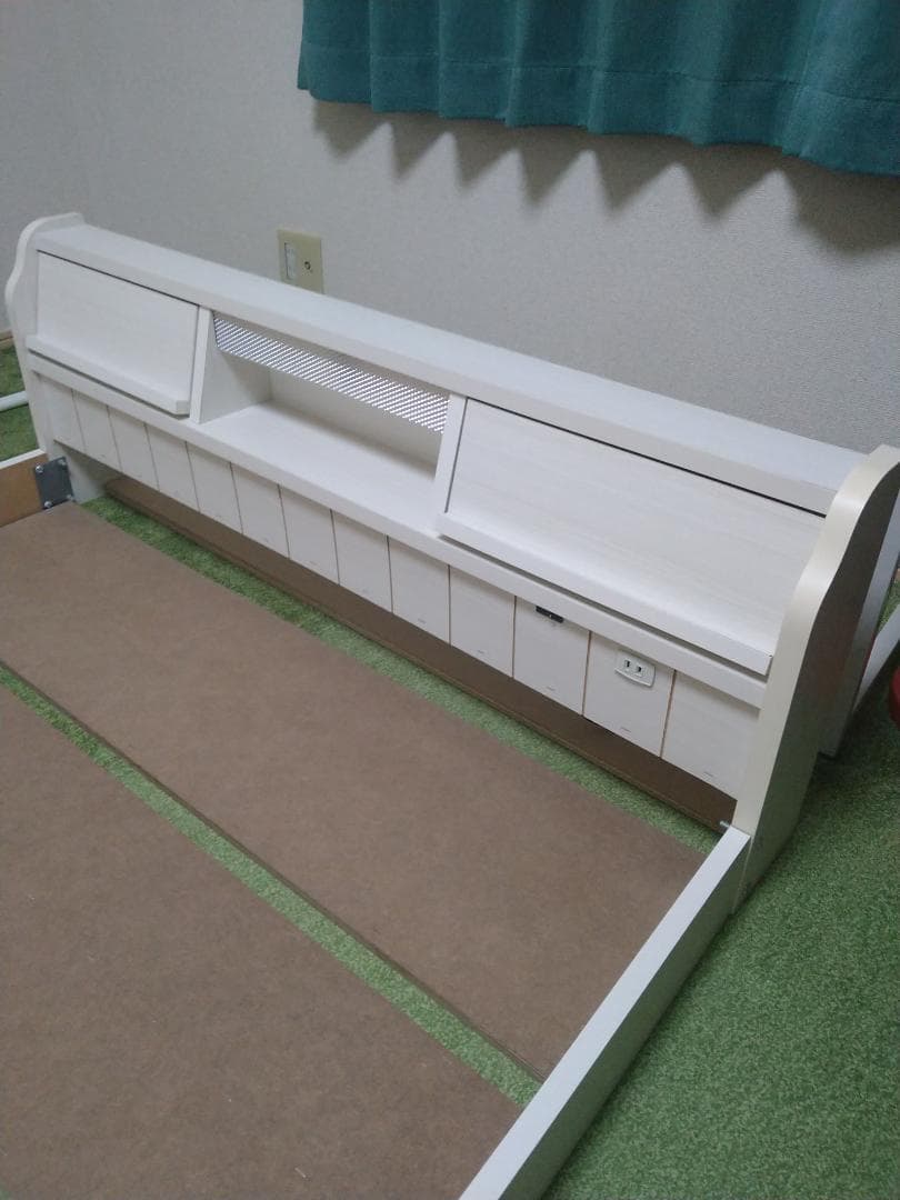 【青森県限定】ニトリ　セミダブルベッドフレーム