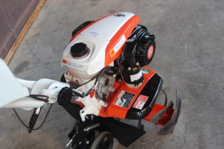 管理機・耕運機　クボタ　菜　TMS300　美品　高年式　A9187