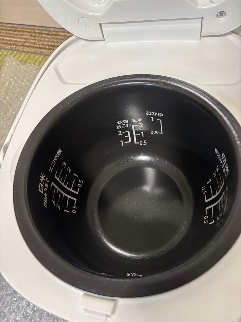 美品Panasonic IH炊飯器 SR-KT067 3.5合炊き　送料無料