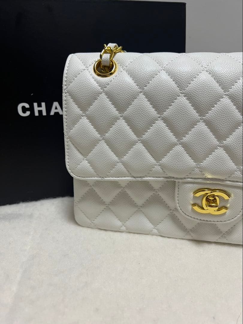 CHANEL ノベルティ　ショルダーバッグ　ホワイト