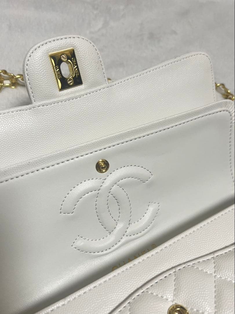 CHANEL ノベルティ　ショルダーバッグ　ホワイト