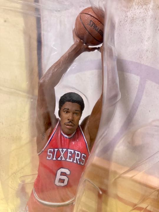 Mc McFARLANE’S NBA　ジュリアス　アービング　フィギュア