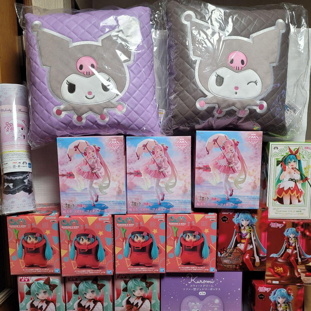 初音ミク クロミ Bulk Set 24PCS HATSUNE MIKU