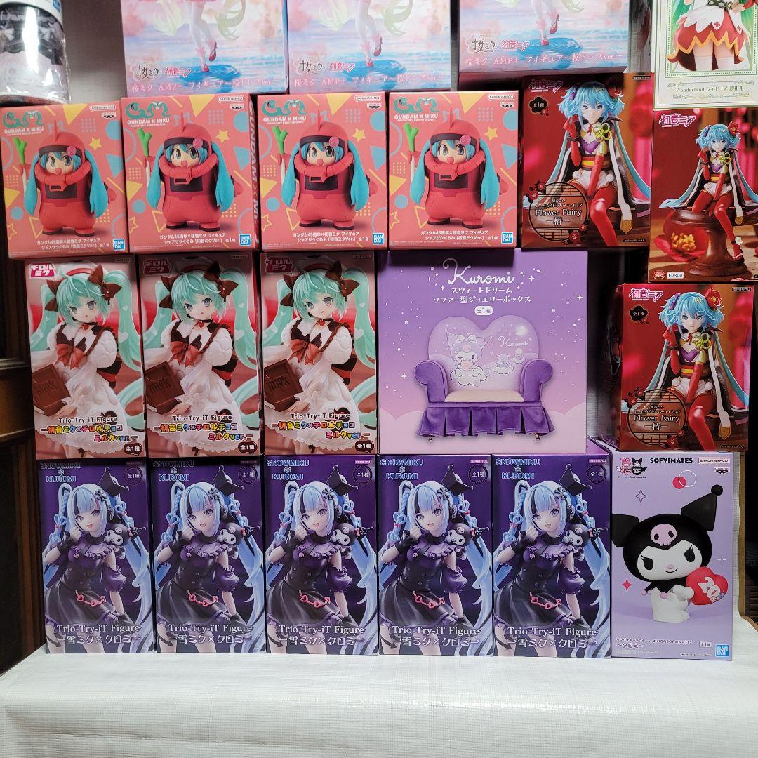 初音ミク クロミ Bulk Set 24PCS HATSUNE MIKU