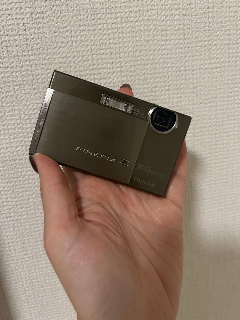 <<お値下げ>>FINEPIX Z コンパクトデジタルカメラ　FUJIFILM