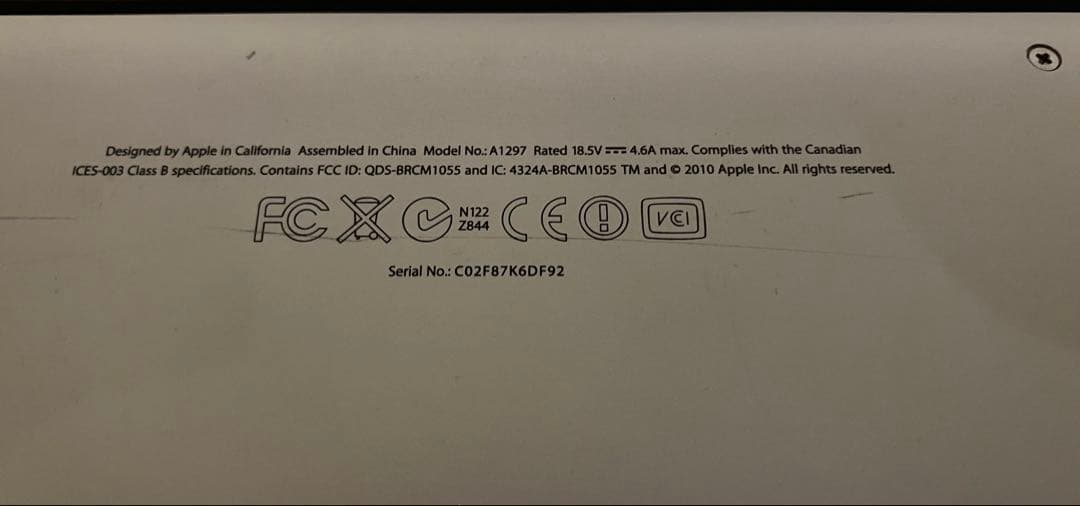 Apple MacBook Pro 17インチ　early 2011