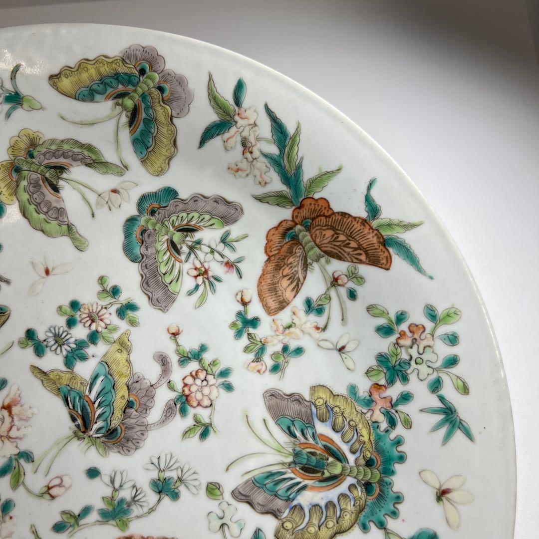 中国清時代　粉彩花蝶図大皿　直径約26.5㎝　東Y8-0331☆2Fタルサオ