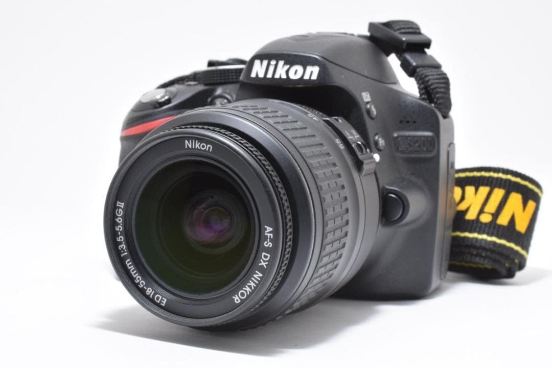 【大人気】 Nikon ニコン D3200 レンズセット デジタル一眼カメラ