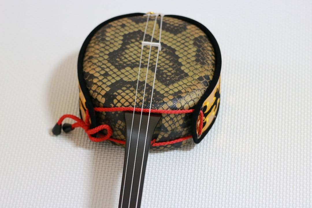 三線　沖縄三線リーズナブルな練習用　新品未使用品