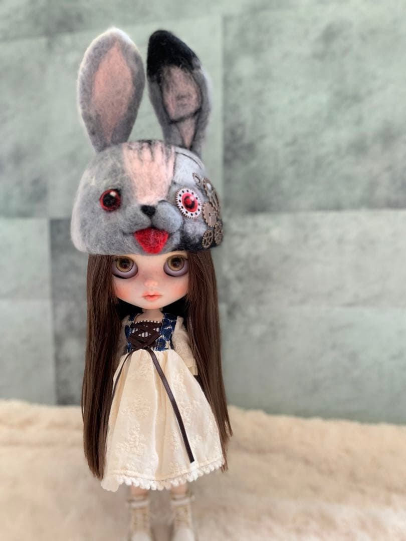ネオブライス　帽子　うさぎのぬいぐるみ×サイボーグ