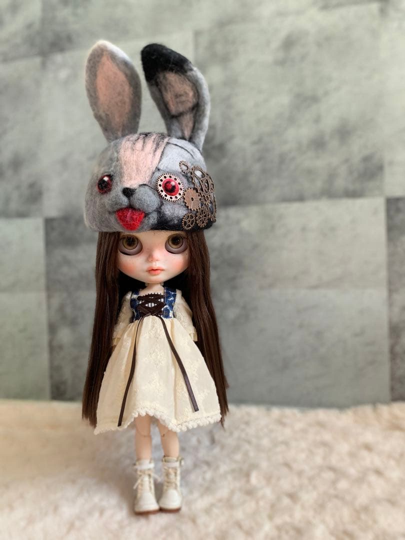 ネオブライス　帽子　うさぎのぬいぐるみ×サイボーグ